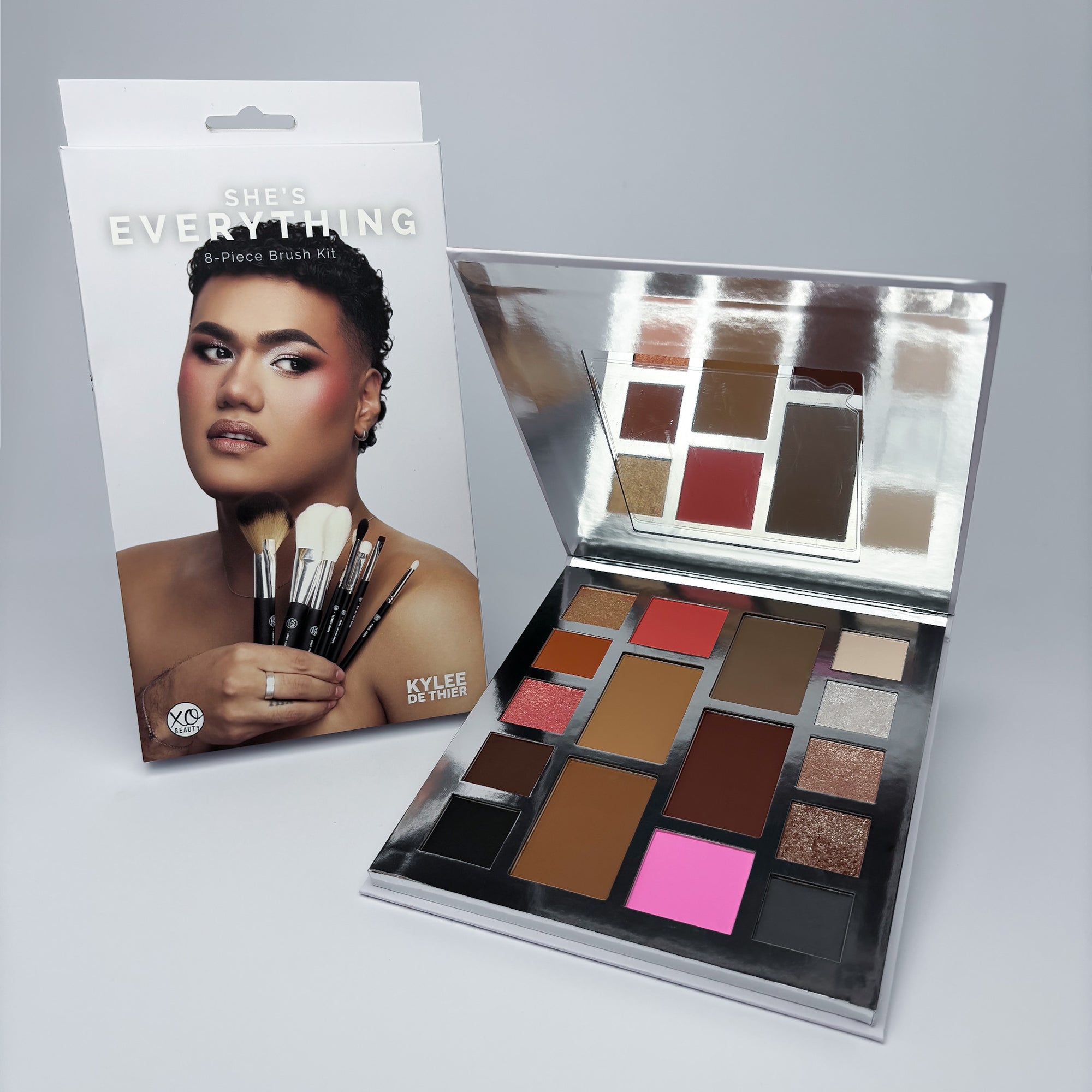 She's Everything 8 Piece Brush Kit